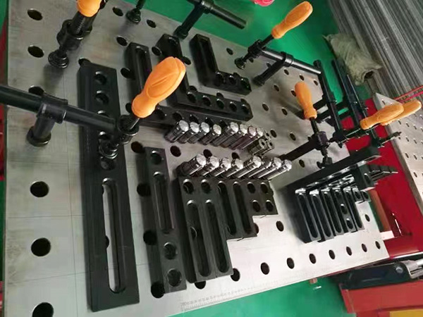 Welding platform welding fixture