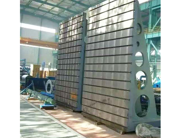 Large cast iron bending plate