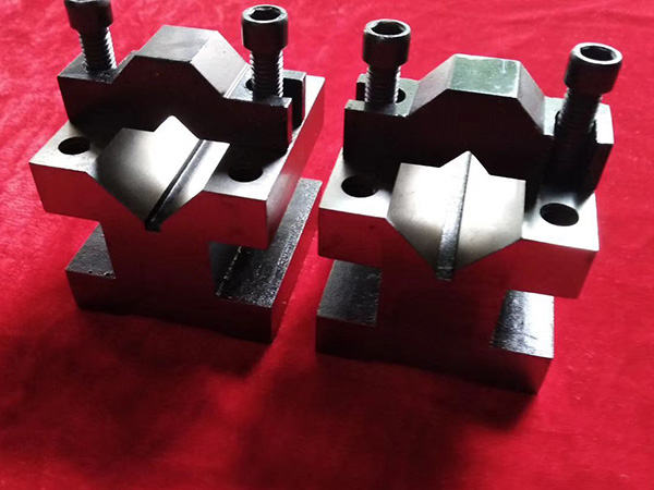 Steel V-frame