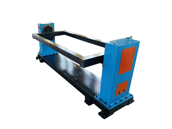 Single-axis displacement machine
