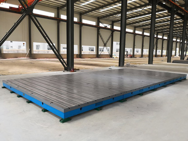 Installation and commissioning methods and daily maintenance of cast iron flat plates