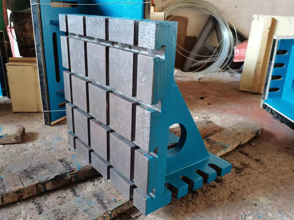 Cast iron horizontal and vertical T-slot